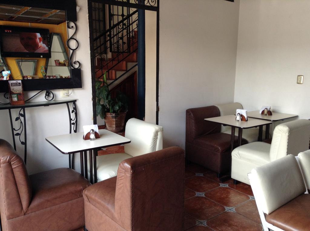 Los Faroles Hotel Uruapan (Michoacan) Eksteriør billede