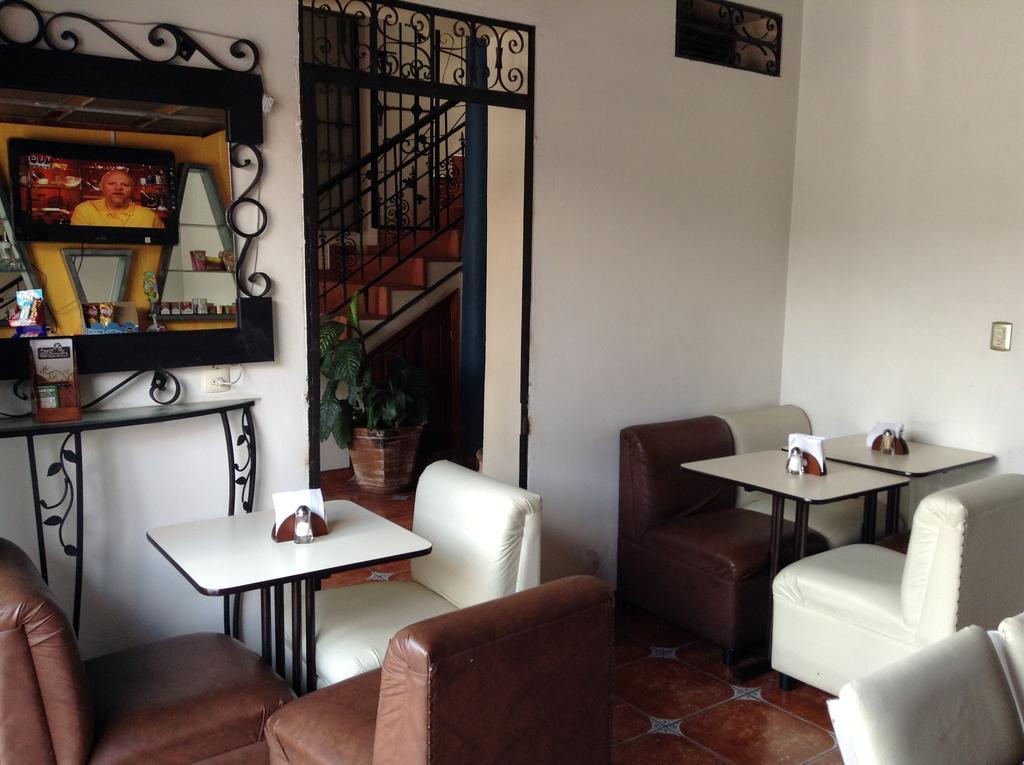 Los Faroles Hotel Uruapan (Michoacan) Eksteriør billede